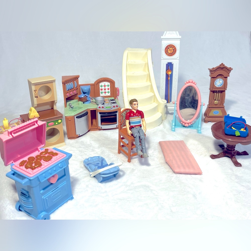 Vintage Fisher Price My Loving Family & Other Accessories/Furniture Lot